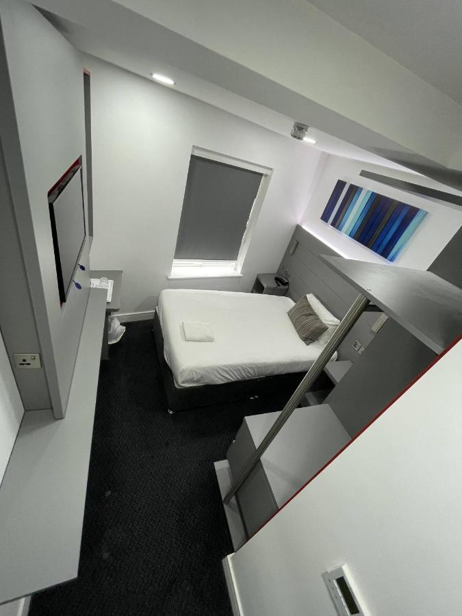 Ilford Hotel Goodmayes المظهر الخارجي الصورة