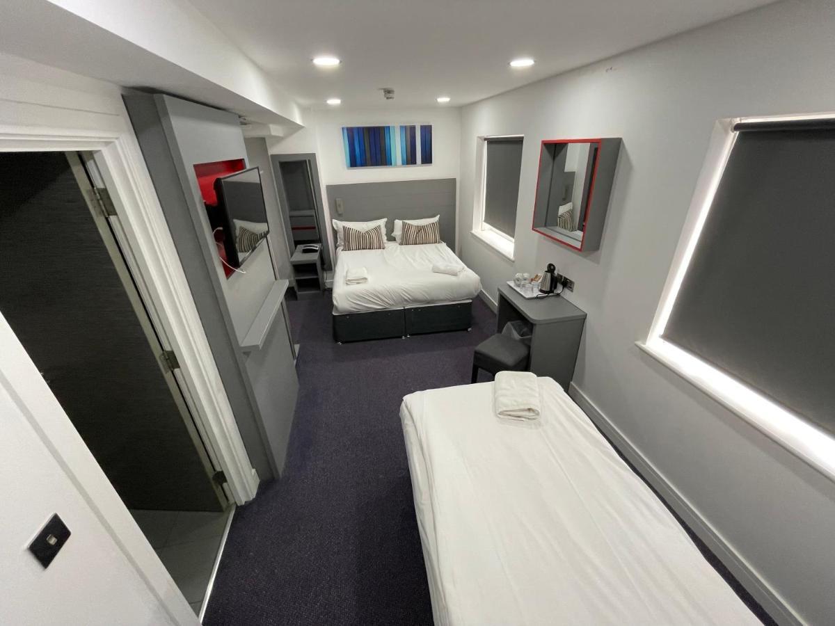 Ilford Hotel Goodmayes المظهر الخارجي الصورة