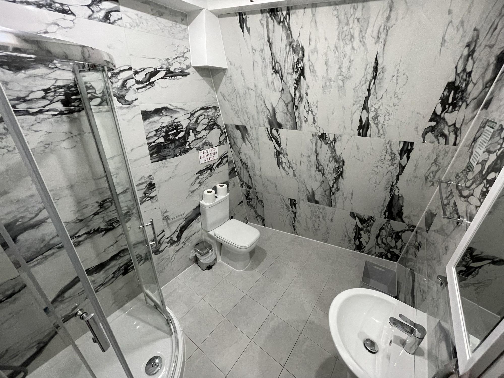 Ilford Hotel Goodmayes المظهر الخارجي الصورة