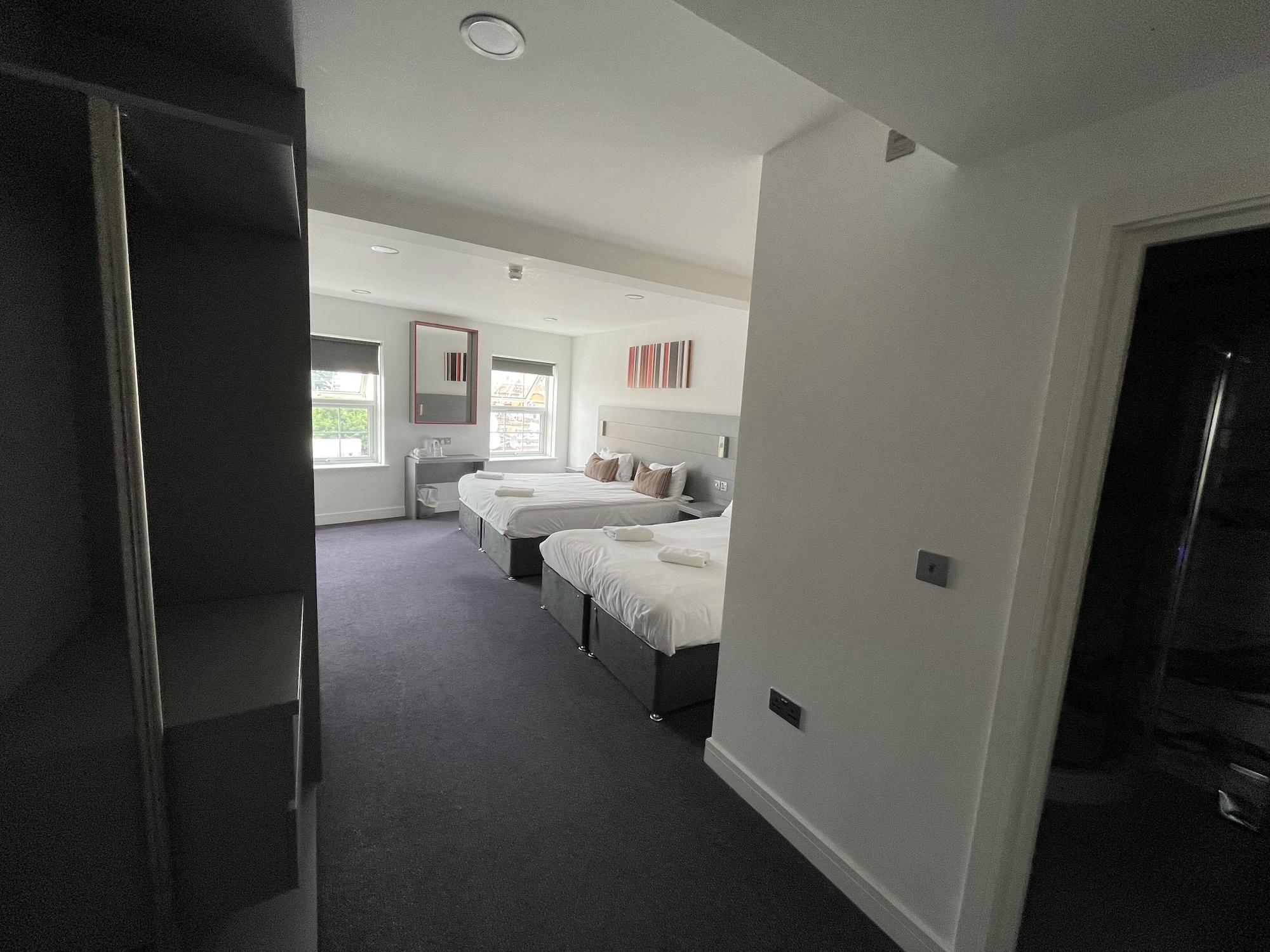 Ilford Hotel Goodmayes المظهر الخارجي الصورة