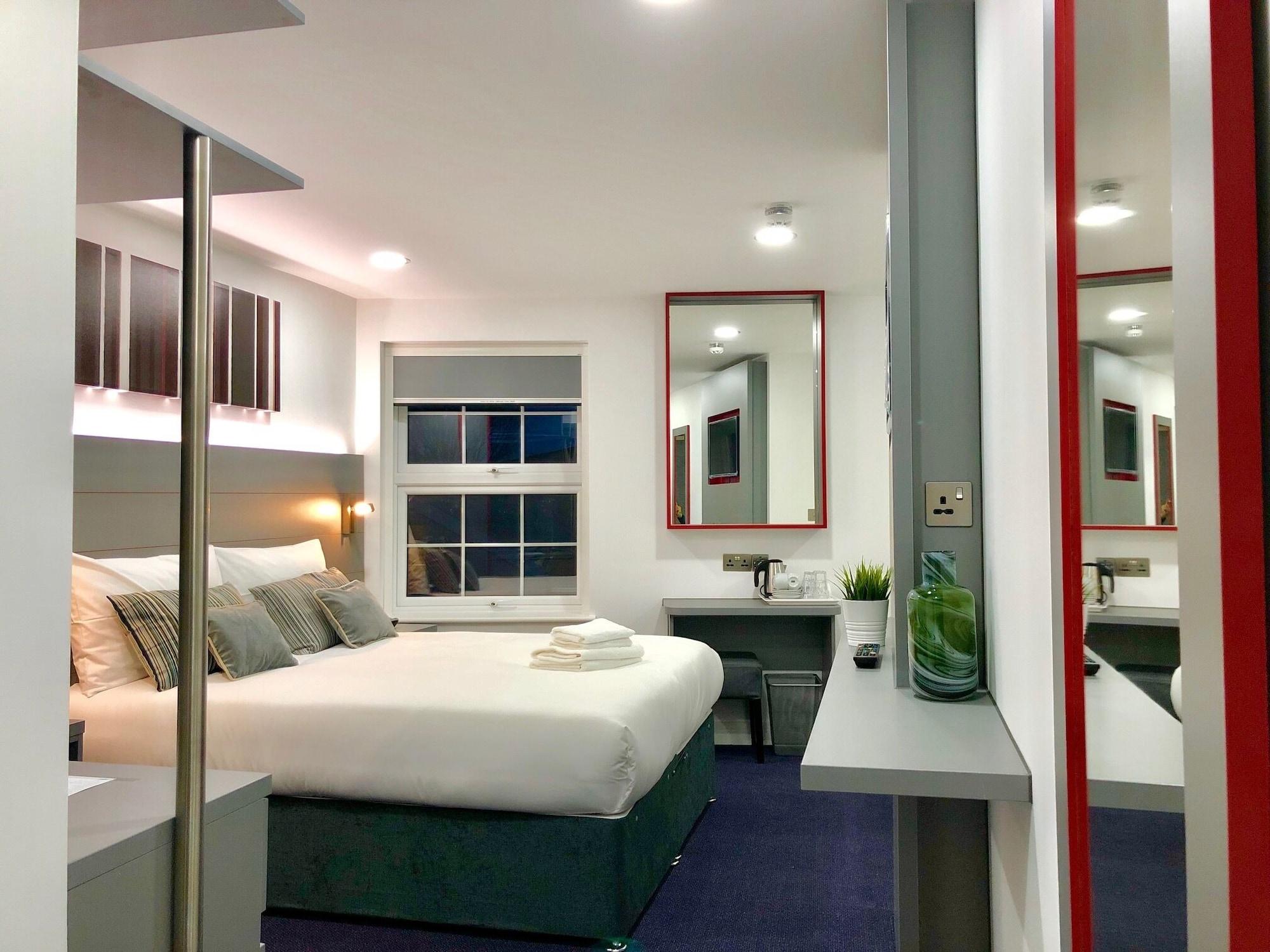 Ilford Hotel Goodmayes المظهر الخارجي الصورة