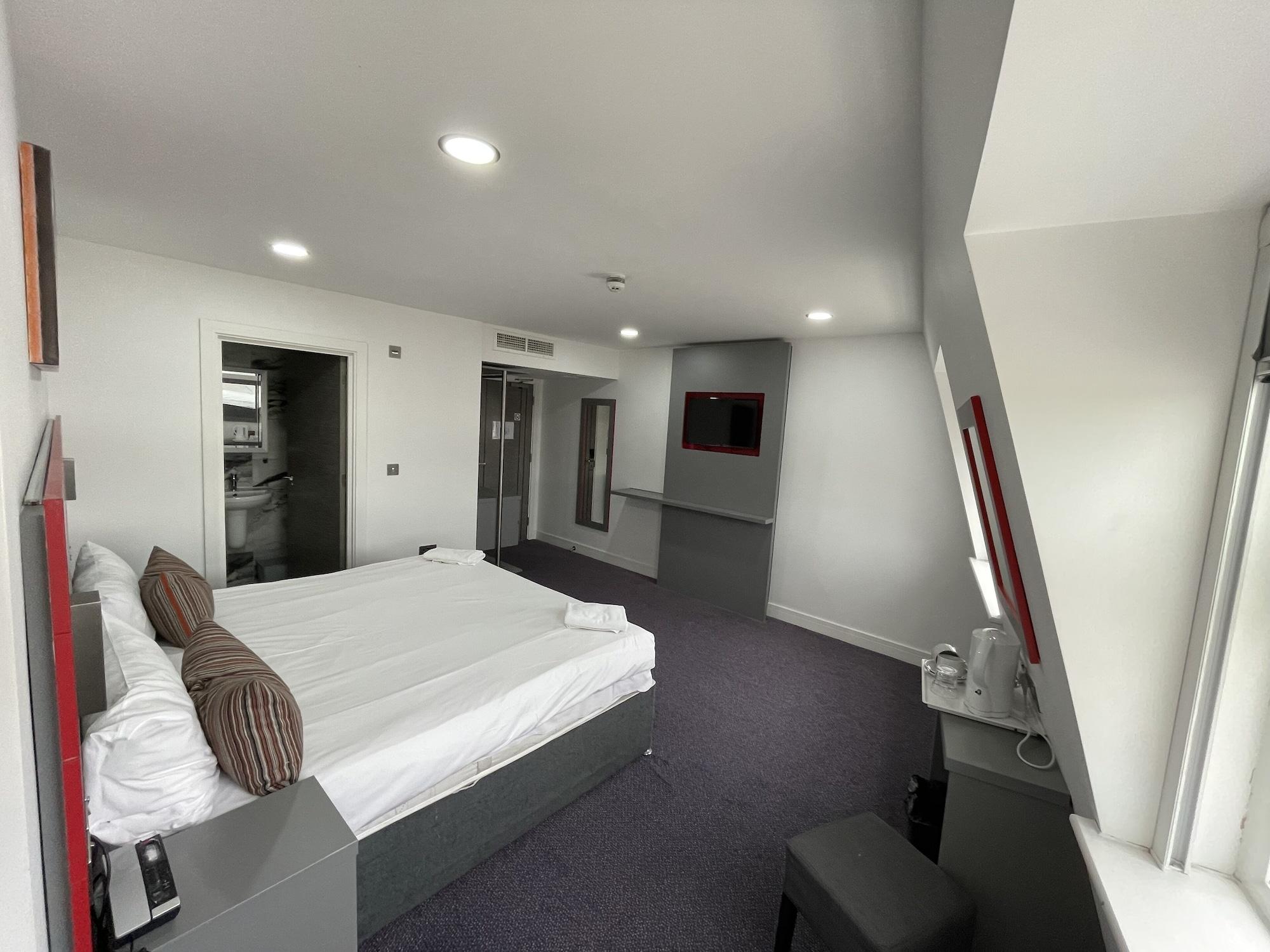 Ilford Hotel Goodmayes المظهر الخارجي الصورة