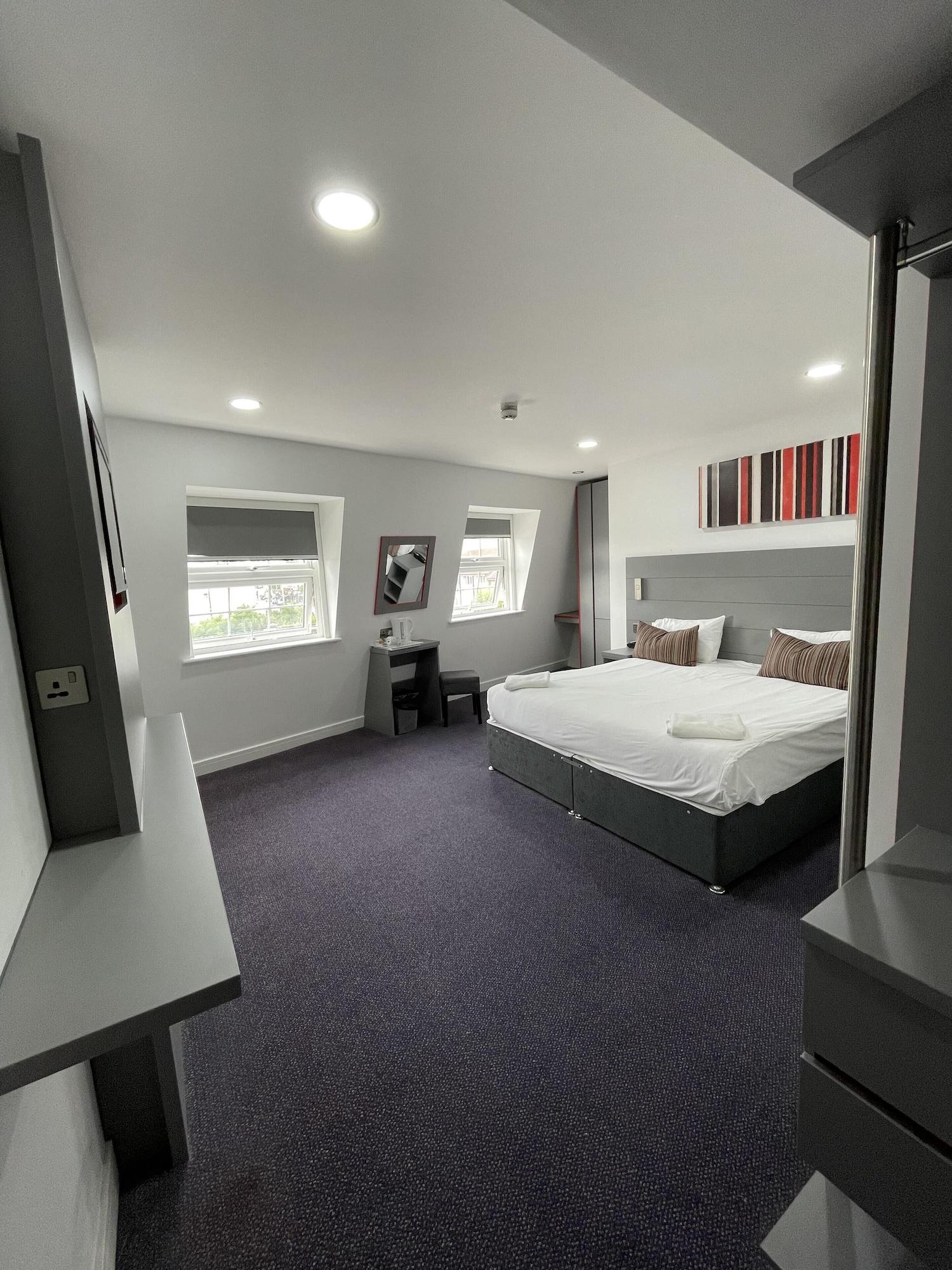 Ilford Hotel Goodmayes المظهر الخارجي الصورة