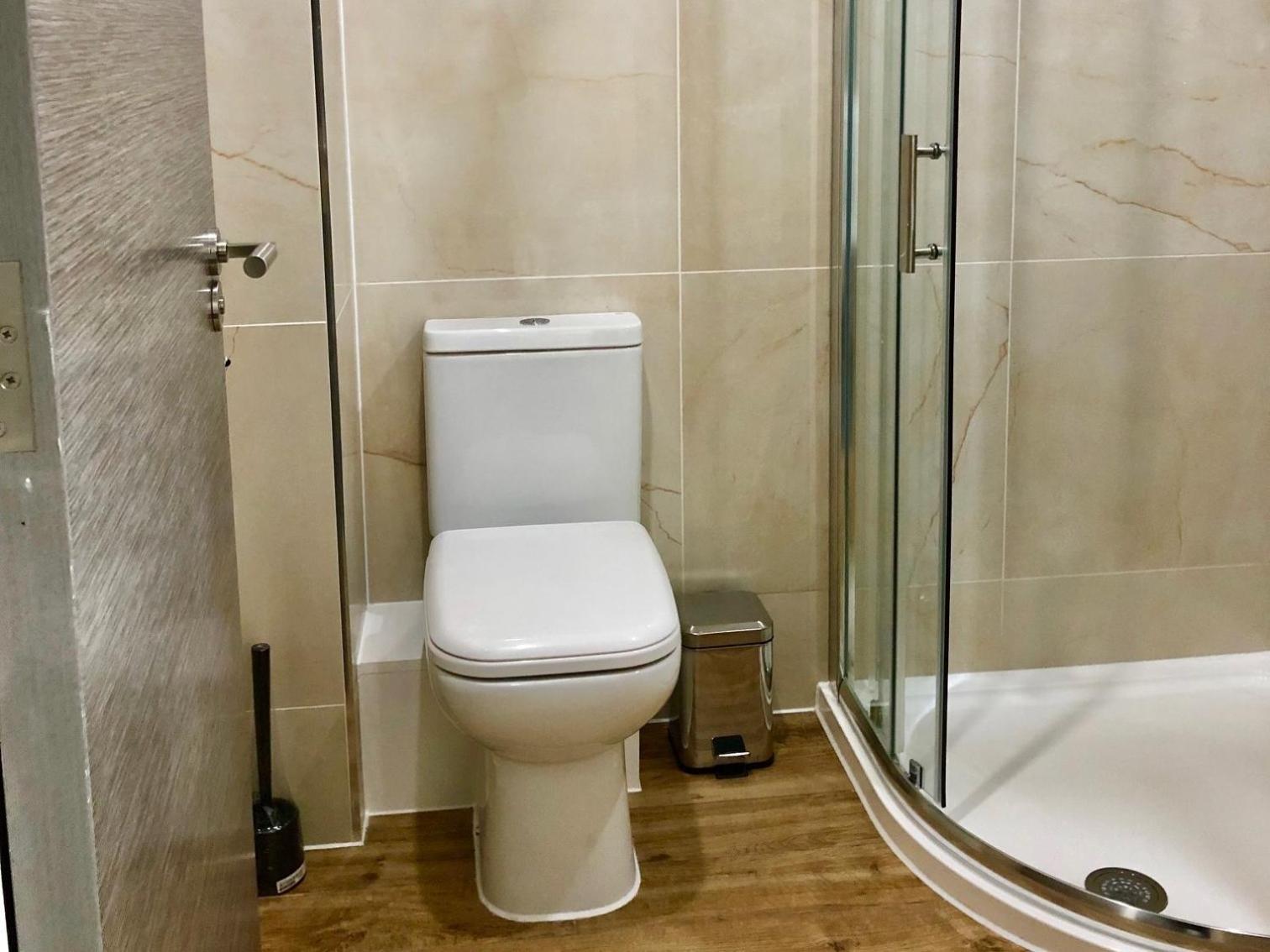 Ilford Hotel Goodmayes المظهر الخارجي الصورة