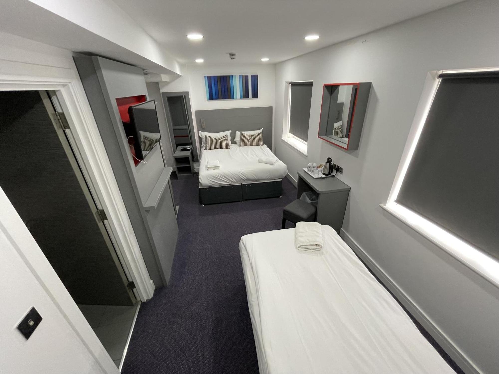 Ilford Hotel Goodmayes المظهر الخارجي الصورة