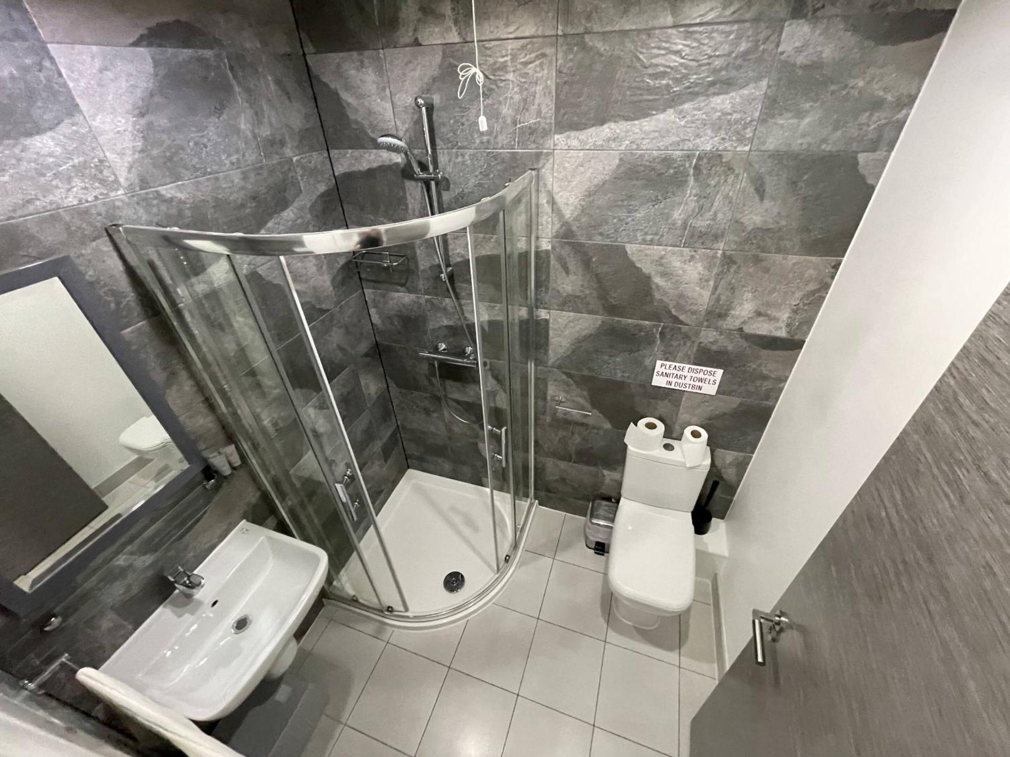 Ilford Hotel Goodmayes الغرفة الصورة
